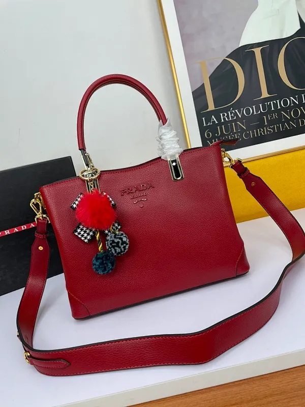 All categories Official website "Brand Women's Bags" Women's Bags 💙 PRADA 2022 Official New Prada Imported Palm Print Cowhide Fabric Handbag Wholesale 58002500 High Quality Size: 30-22-12CM