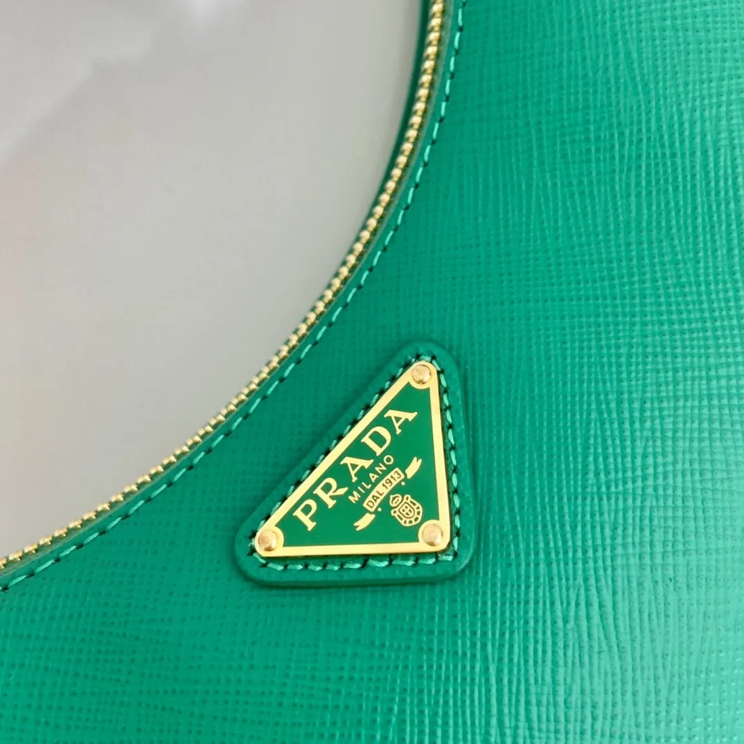 All Categories Official Website "Brand Women's Bags" Women's Bags 💙 PRADA 2022 Official New Prada Underarm Bag Wholesale 58003900 Original Order Quality Size: 23-17-6.5CM