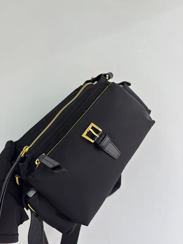 All Categories Official Website "Brand Women's Bags" Women's Bags 💙 PRADA 2025 New Prada Crossbody Bag