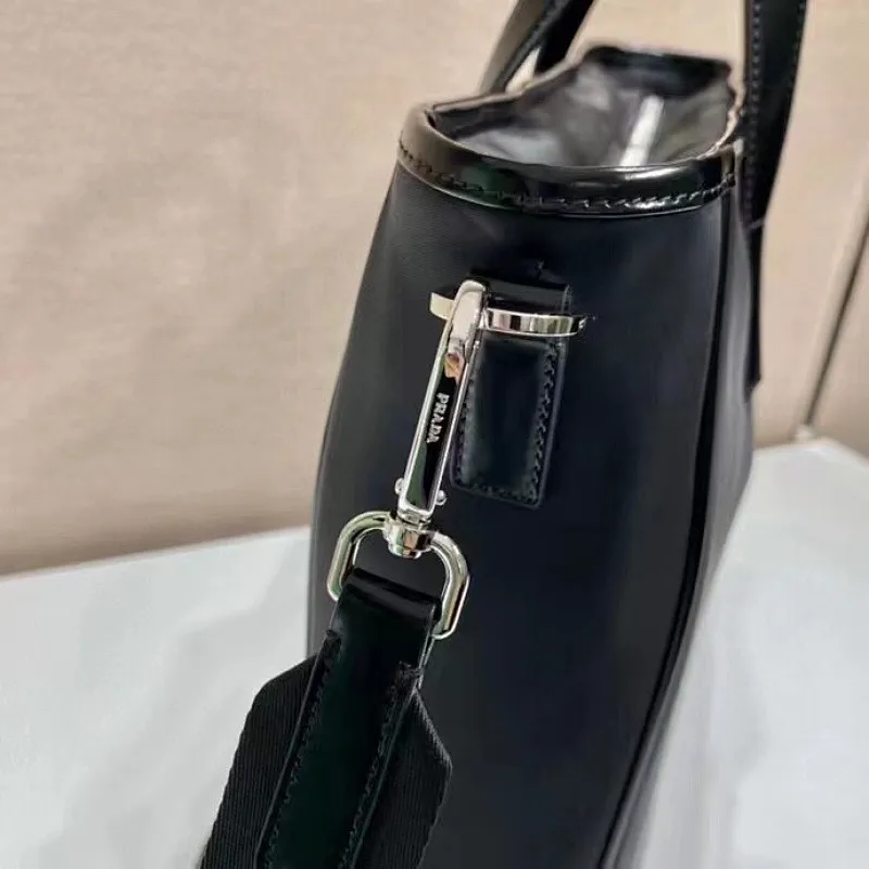All categories Official website "Brand Women's Bags" Women's Bags 💙 PRADA 2022 Official New Prada Shopping Bag Wholesale 58002800 Original Order Quality Size: 36-34-10CM