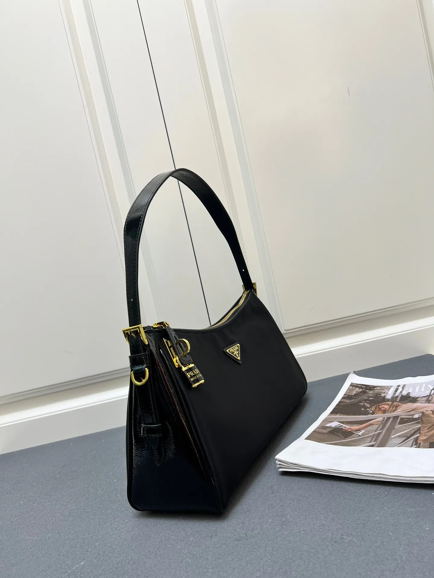 All Categories Official Website "Brand Women's Bags" Women's Bags 💙 PRADA 2025 New Prada Underarm Bag