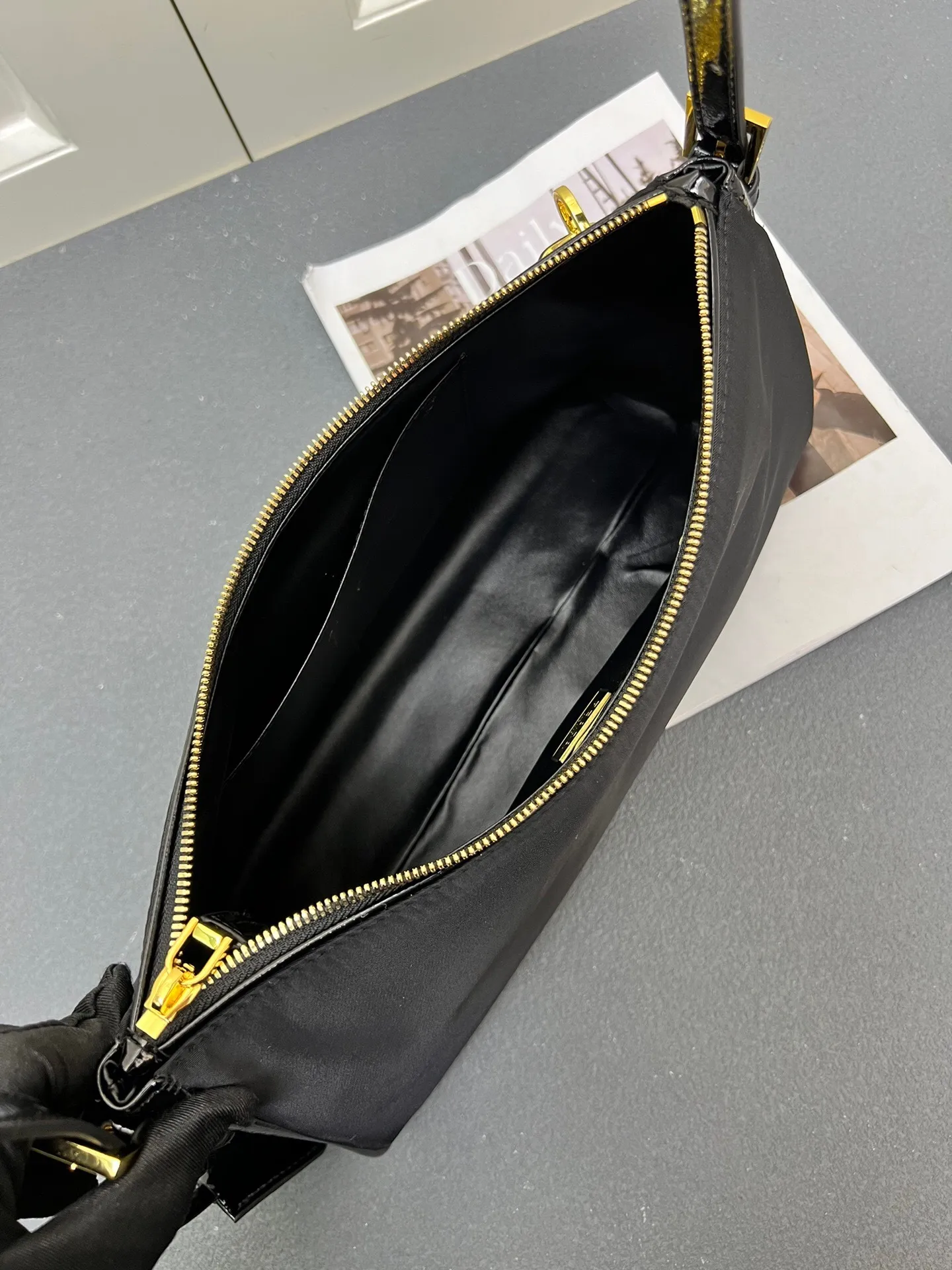 All Categories Official Website "Brand Women's Bags" Women's Bags 💙 PRADA 2025 New Prada Underarm Bag