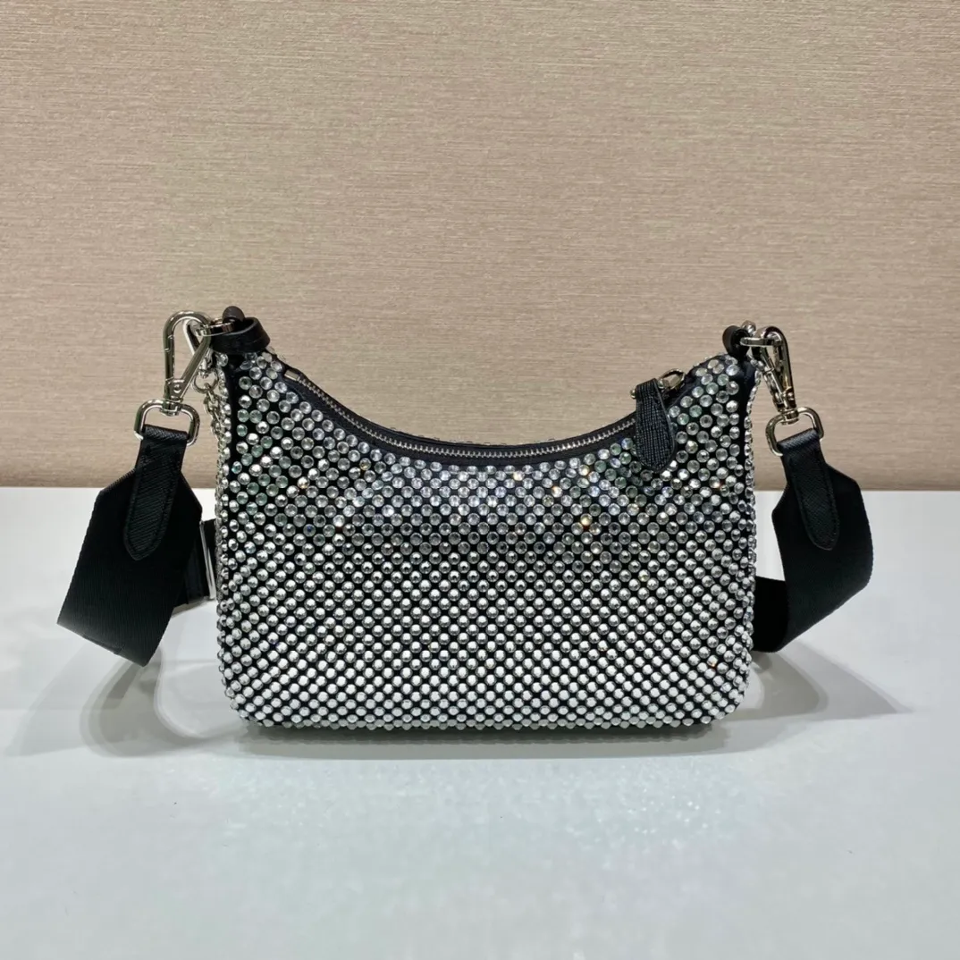 All categories Official website "Brand Women's Bags" Women's Bags 💙 PRADA 2022 official new Prada crossbody bag wholesale Original order quality 58004100 Size: 22-16-6Cm