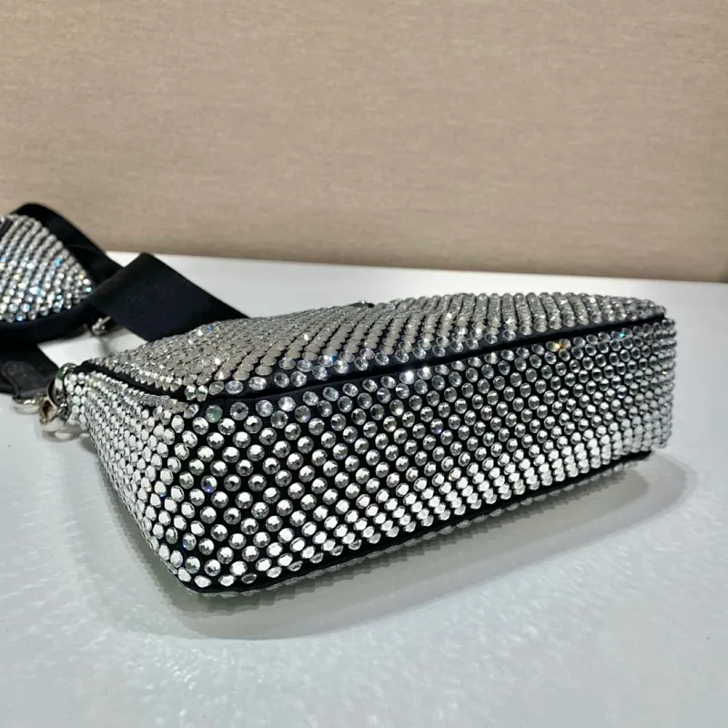 All categories Official website "Brand Women's Bags" Women's Bags 💙 PRADA 2022 official new Prada crossbody bag wholesale Original order quality 58004100 Size: 22-16-6Cm