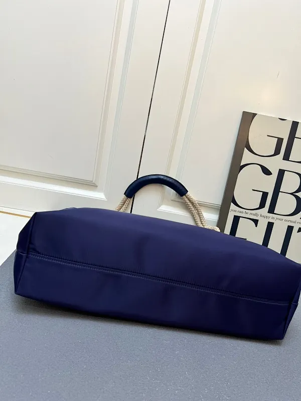 All Categories Official Website "Brand Women's Bags" Women's Bags 💙 PRADA 2025 New Prada Underarm Bag