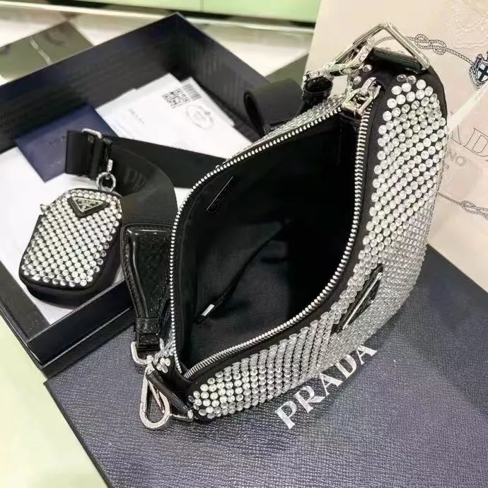 All categories Official website "Brand Women's Bags" Women's Bags 💙 PRADA 2022 official new Prada crossbody bag wholesale Original order quality 58004100 Size: 26-14-12Cm