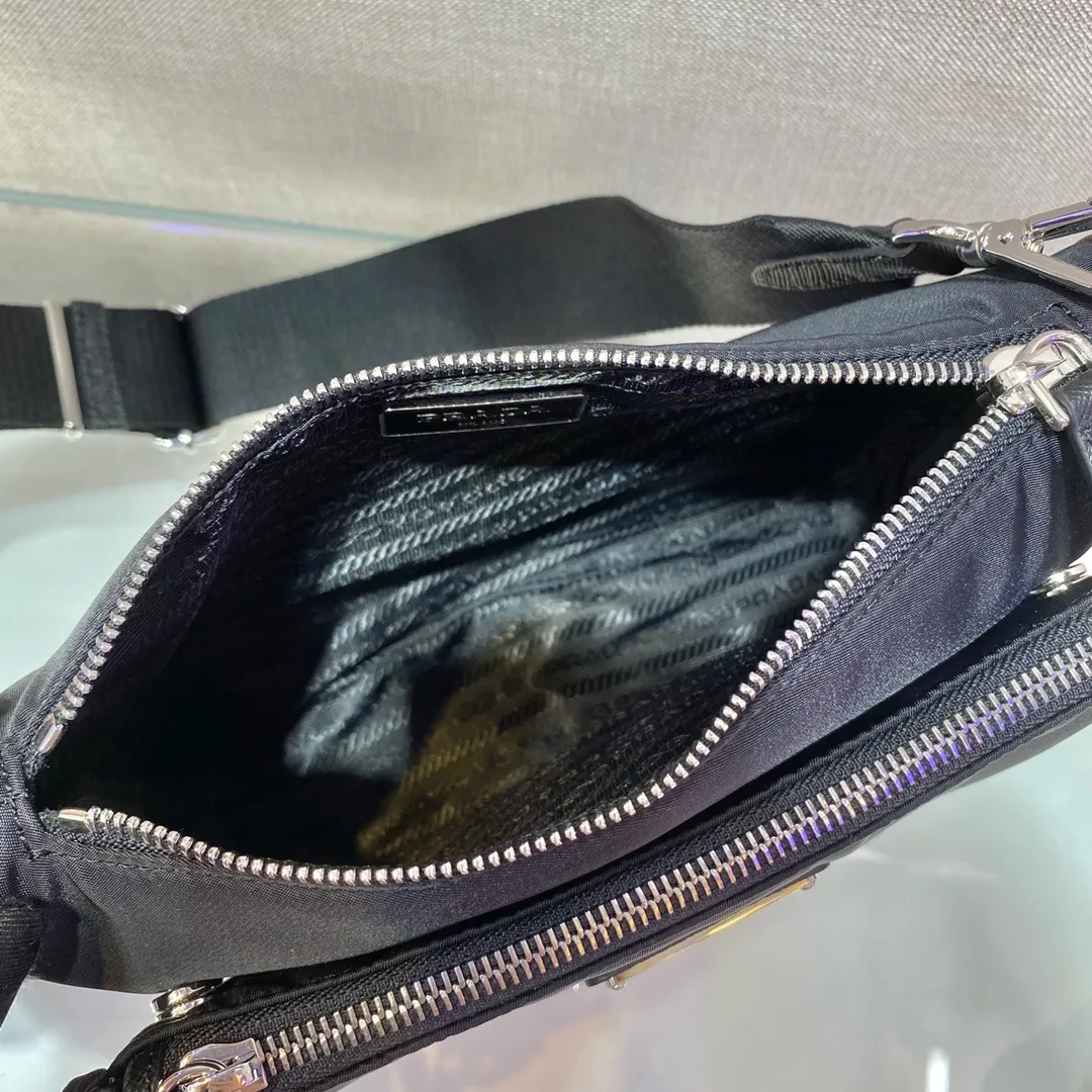 All categories Official website "Brand Women's Bags" Women's Bags 💙 PRADA 2022 Official New Prada Twin Bag Wholesale 58002900 Original Order Quality Size: Large 23-16-5.5 Small 20-12 CM