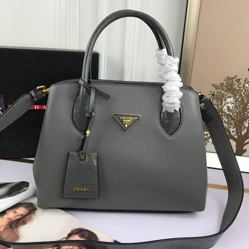 All categories Official website "Brand Women's Bags" Women's Bags 💙 PRADA 2022 official new Prada calfskin handbag wholesale 58002500 High quality Size: 30-24-14CM