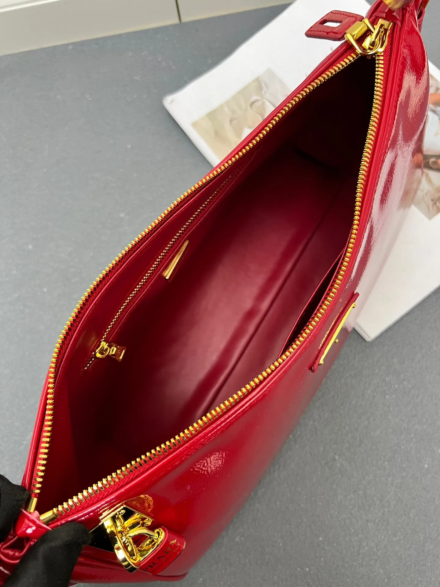 All Categories Official Website "Brand Women's Bags" Women's Bags 💙 PRADA 2025 New Prada Underarm Bag
