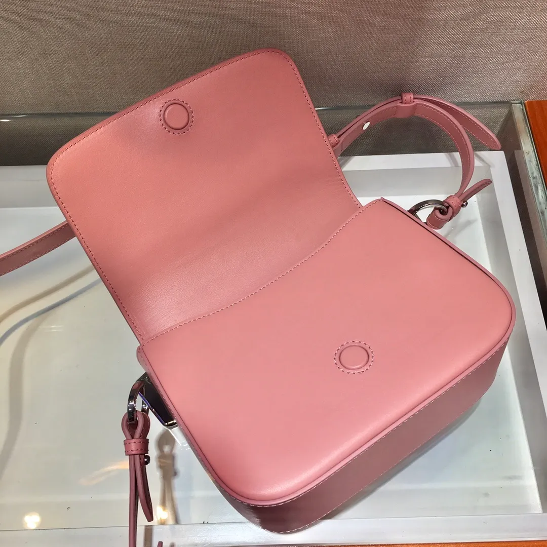 All categories Official website "Brand Women's Bags" Women's Bags 💙 PRADA 2022 official new Prada crossbody bag wholesale 58003000 Original order quality Size: 20-15-6.5CM