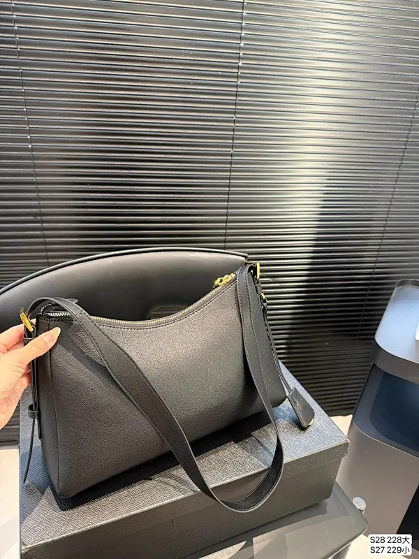 All Categories Official Website "Brand Women's Bags" Women's Bags 💙 PRADA 2025 New Prada Underarm Bag
