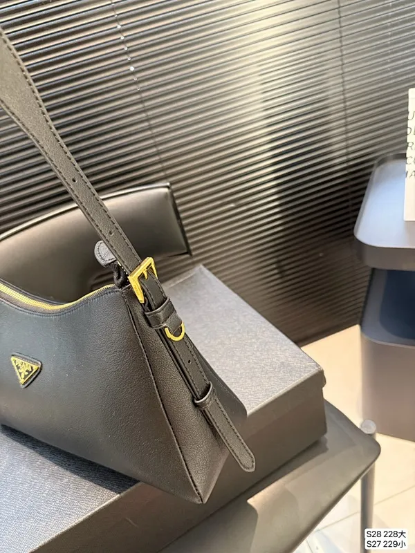 All Categories Official Website "Brand Women's Bags" Women's Bags 💙 PRADA 2025 New Prada Underarm Bag