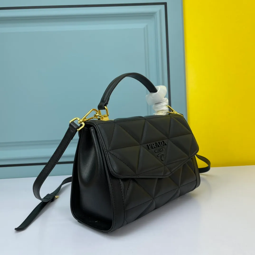 All categories Official website "Brand Women's Bags" Women's Bags 💙 PRADA replica PRADA, fine imitation PRADA bags, PRADA shoulder bags, 2023 official latest version PRADA cowhide crossbody bag, bag factory, original material, size: 26-18-11CM