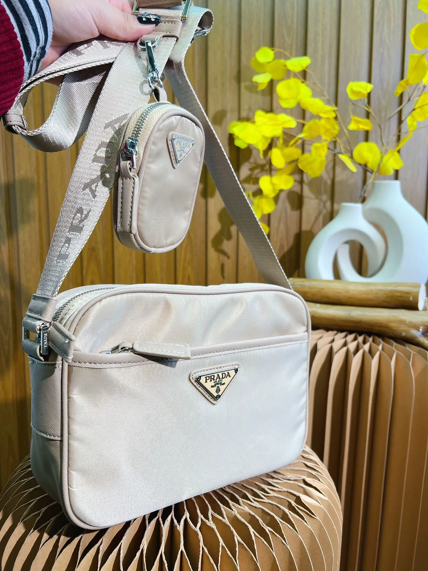 All Categories Official Website "Brand Women's Bags" Women's Bags 💙 PRADA 2023 latest version Prada camera bag
