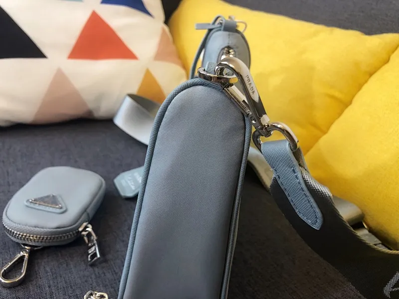 All Categories Official Website "Brand Women's Bags" Women's Bags 💙 PRADA 2024 Latest Prada Crossbody Bag