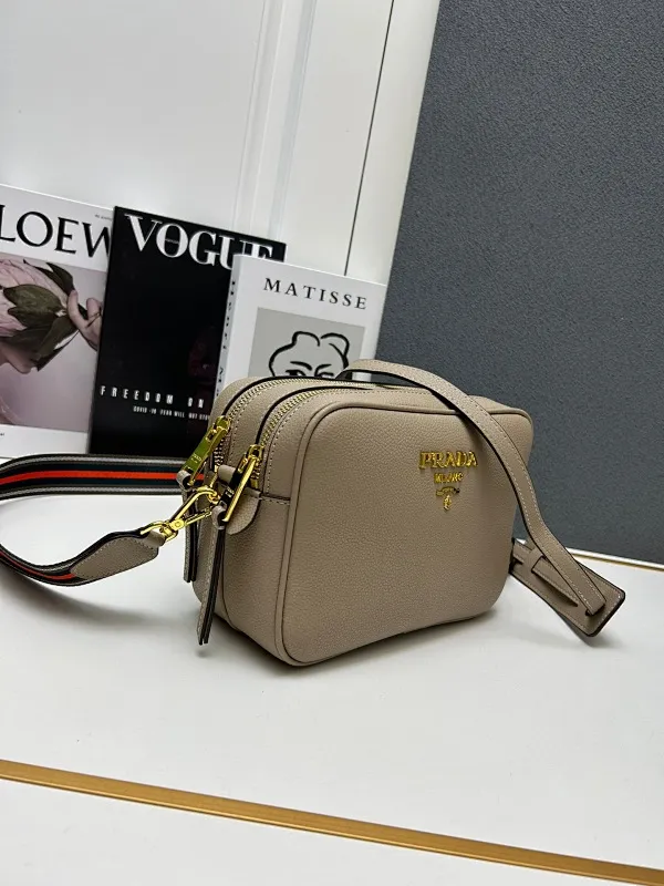 All Categories Official Website "Brand Women's Bags" Women's Bags 💙 PRADA 2025 New Prada Crossbody Bag