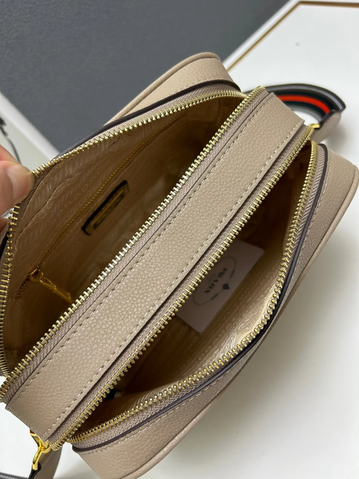 All Categories Official Website "Brand Women's Bags" Women's Bags 💙 PRADA 2025 New Prada Crossbody Bag
