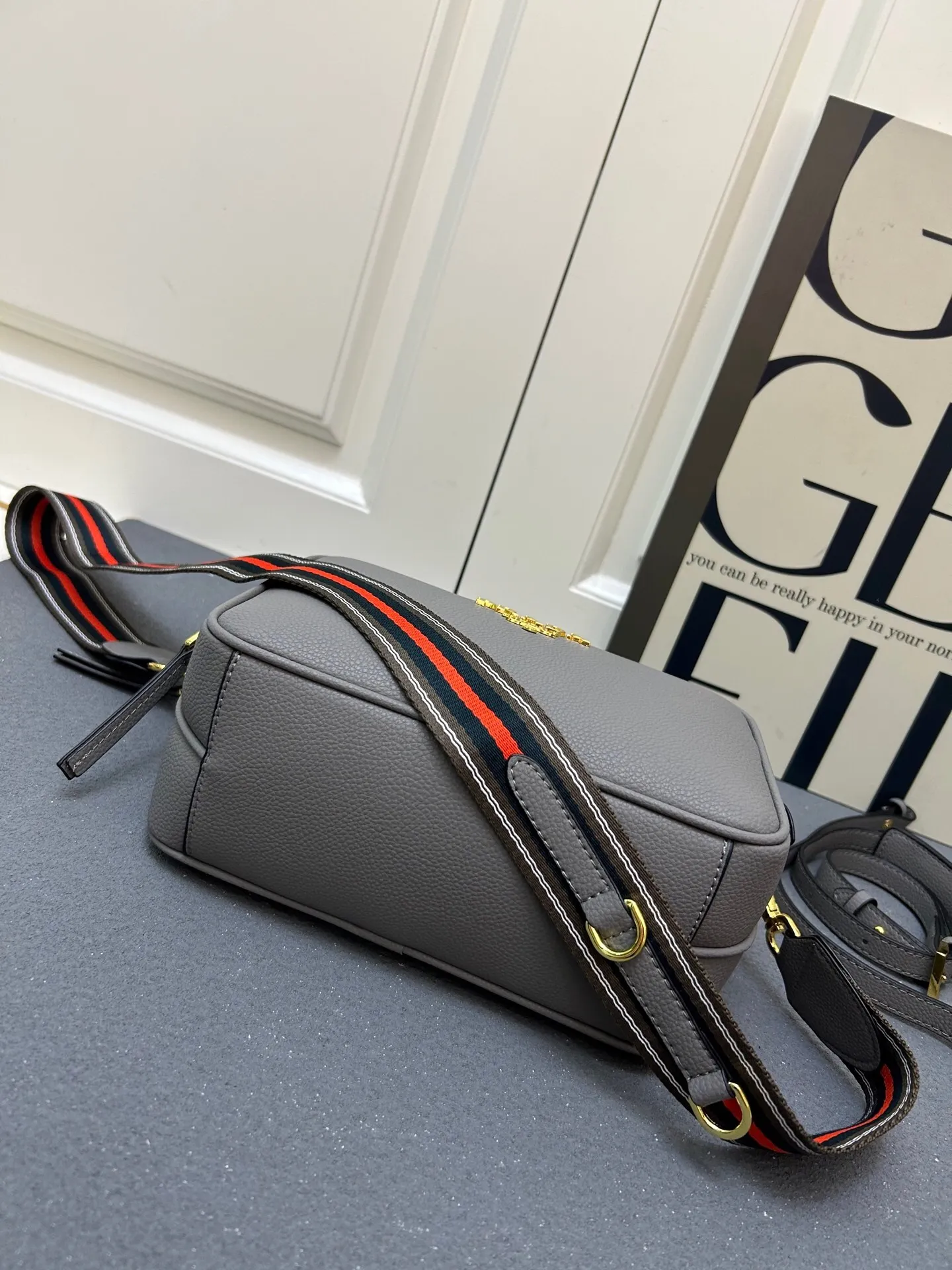 All Categories Official Website "Brand Women's Bags" Women's Bags 💙 PRADA 2025 New Prada Crossbody Bag