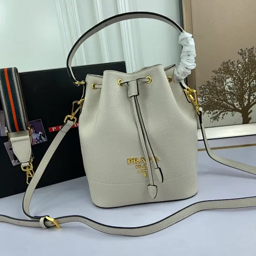 All categories Official website "Brand Women's Bags" Women's Bags 💙 PRADA 2022 official new Prada calfskin pebbled crossbody bag wholesale 58002300 High quality Size: 21-25-15CM