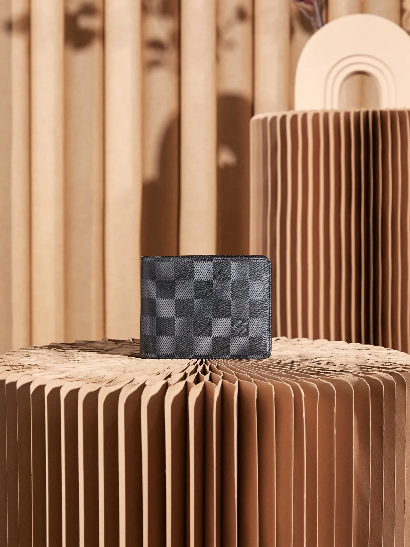 P¥200👉nfc dynamic chip version👈【Top inspection-free】Exclusively available for overseas products Model N62663 Black Check Short Wallet Original grained cow leather trim Original cow leather lining 3 credit card slots 2 compartments for banknotes and receipts 2 side slots for receipts 2 business card slots 60895 size 11.5 x9 x1.5 cm (length x height x width) with gift box
