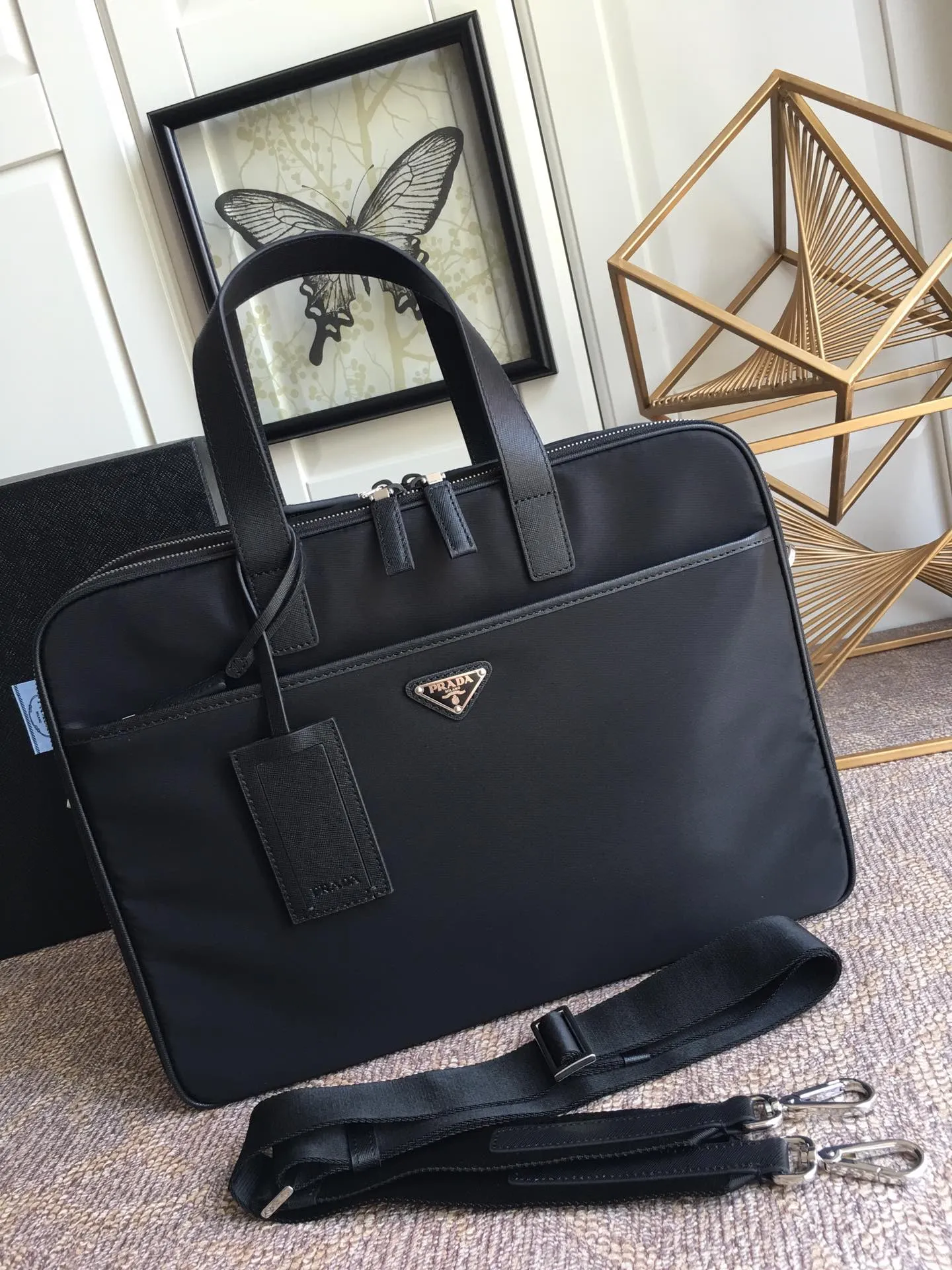 💰1520P Jiajui new men's bag, 2VE407 black - double layer 🎉🎉🎉, made of imported parachute fabric, imported cross grain cowhide, top gun five colors + white hardware, double layer grid + It has a leather slip pocket inside and can be inserted into a trolley case. It has many compartments with 175 OEM codes. It is light and practical. Men’s favorite [color][color][color], length 39x height 29x bottom 11cm, 💪💪💪