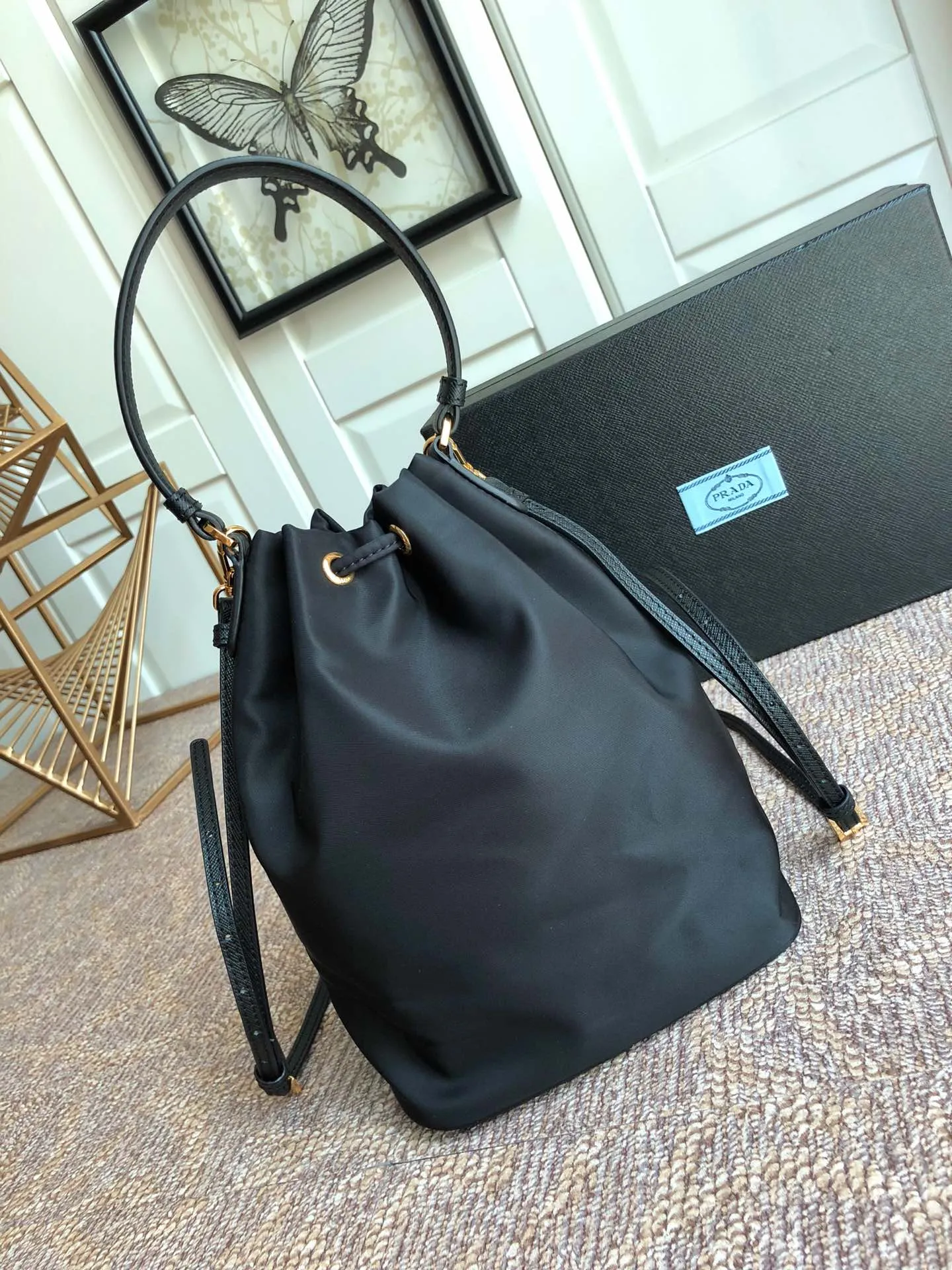 💰720, the classic model 1BH038 black has arrived👏👏 Made of imported nylon fabric, top grade five, portable/diagonal, light, practical and fashionable, beauties hurry up and get it, 165 OEM code, length 18x height 23 bottom × 12cm📢📢📢📢