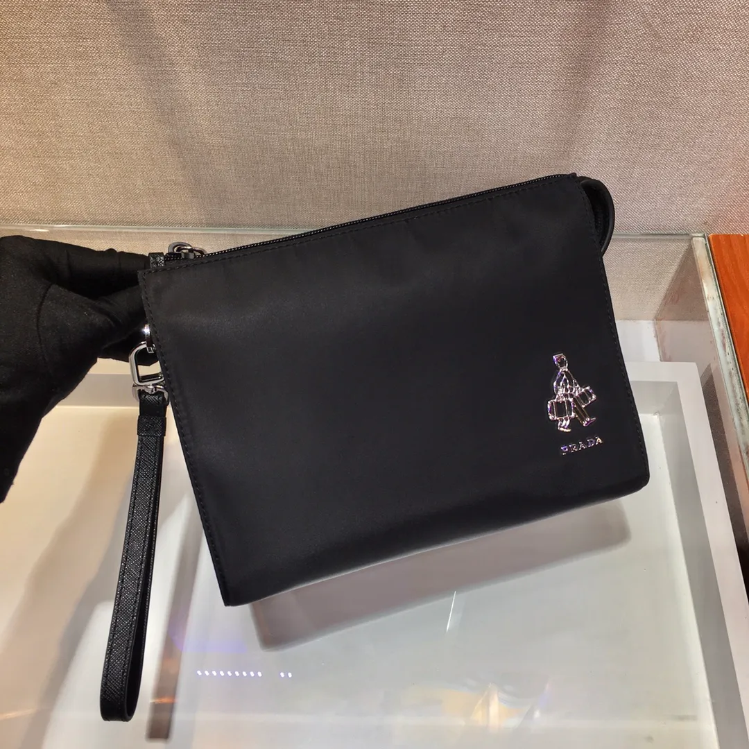 💰700 classic handbag👏👏👏2NE789 fortune boy, made of imported nylon material/cowhide, detachable leather wrist strap, polished steel metal accessories👏👏👏165 OEM code, light and fashionable🤗🤗🤗, length 24x height 17 bottom 6.5cm,