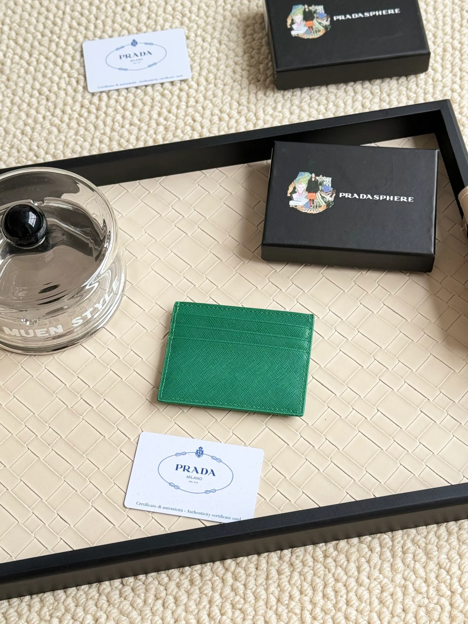 💰100prada popular card holder, unisex small card holder, black, model 1MC025 Triangle Wheat series, nine colors, made of cross-grain cowhide, 6 card slots ➕ a middle mezzanine, which can hold multiple cards and zeros 💰, size 11.2×8.5cm, taken in kind, what you see is what you get