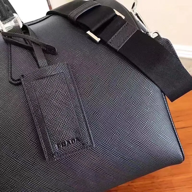 P1600¥P’s new travel bag, 372 [Rose] [Rose], top quality, color matching, made of imported cross-grain cowhide, with many compartments, a must-have for traveling far away, length 45.5x height 25x bottom 17cm, lD