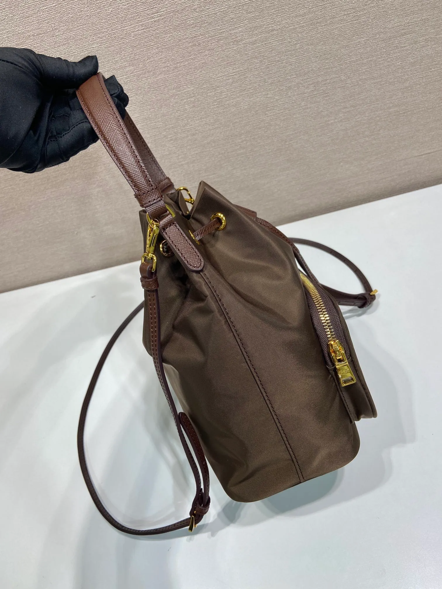 💰760, the classic model 1BH038 new color😘 has arrived👏👏 Made of imported nylon fabric, top grade five, portable/diagonal, light, practical and fashionable, beauties hurry up and get it, 165 OEM code, length 18x height 23 base × 12cm📢📢📢📢