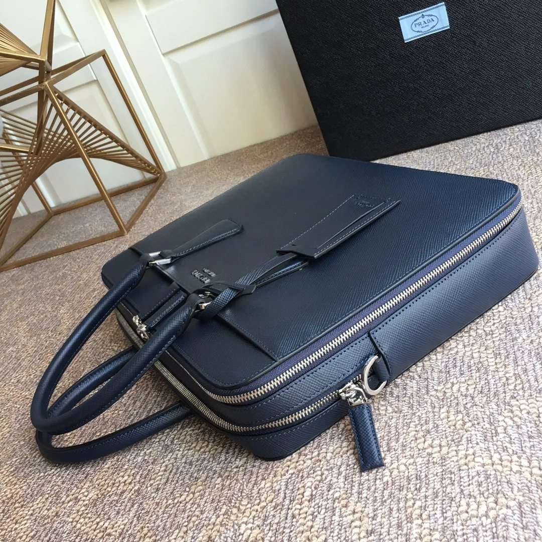 💰2160, P Jiachui's new men's bag, 2VE366B - gun-color loose lettering watch, original item, imported thick cross pattern, double-layer compartment, practical [strong][strong][strong], 175 OEM code, length 36x height 28cm