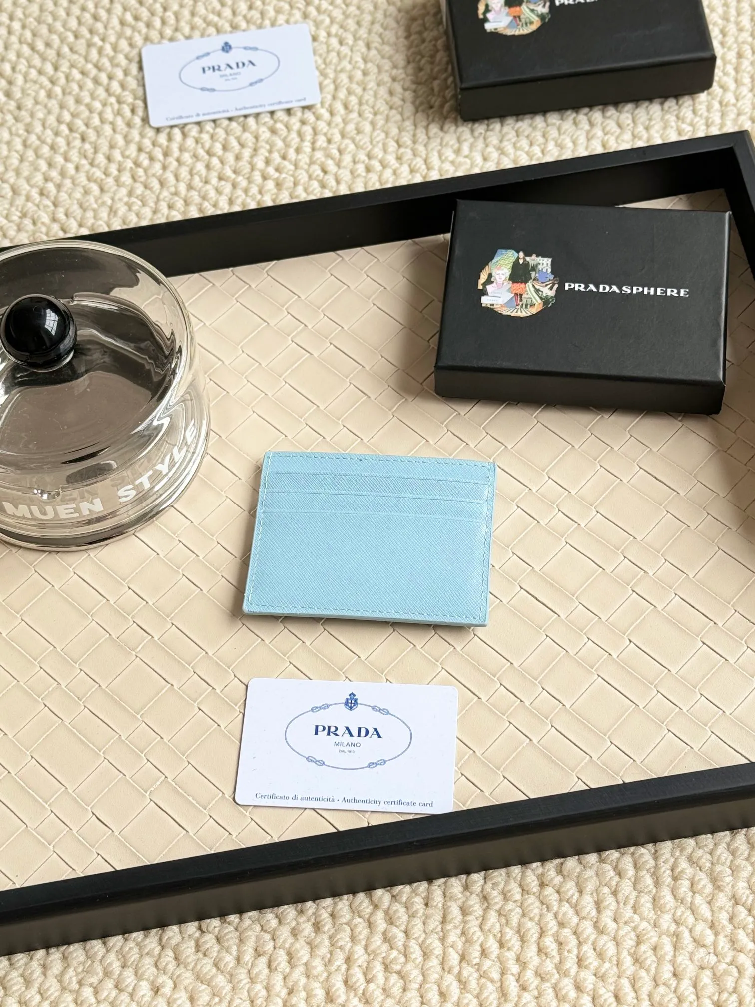 💰110prada popular card holder, unisex small card holder, black, model 1MC025 Triangle Wheat series, nine colors, made of cross-grain cowhide, 6 card slots ➕ one middle sandwich, can hold multiple cards and zeros 💰, size 11.2×8.5cm, real shot, what you see is what you get