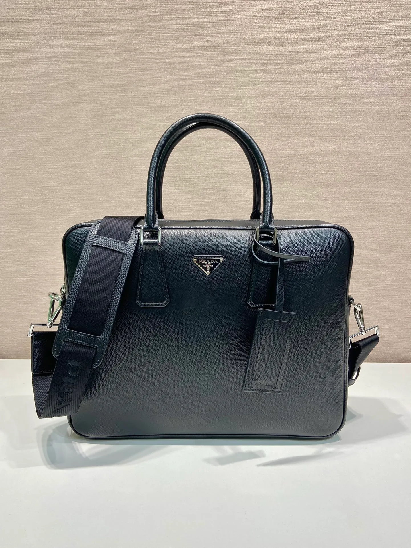 💰2160, classic model 0891 black🎉🎉🎉Top original goods, the latest comprehensive upgrade board, it has arrived. It has arrived [smile][smile][smile], made of imported cross-grain cowhide + original hardware + imported sheepskin, length 38X height 29cm [red envelope][red envelope][red envelope]