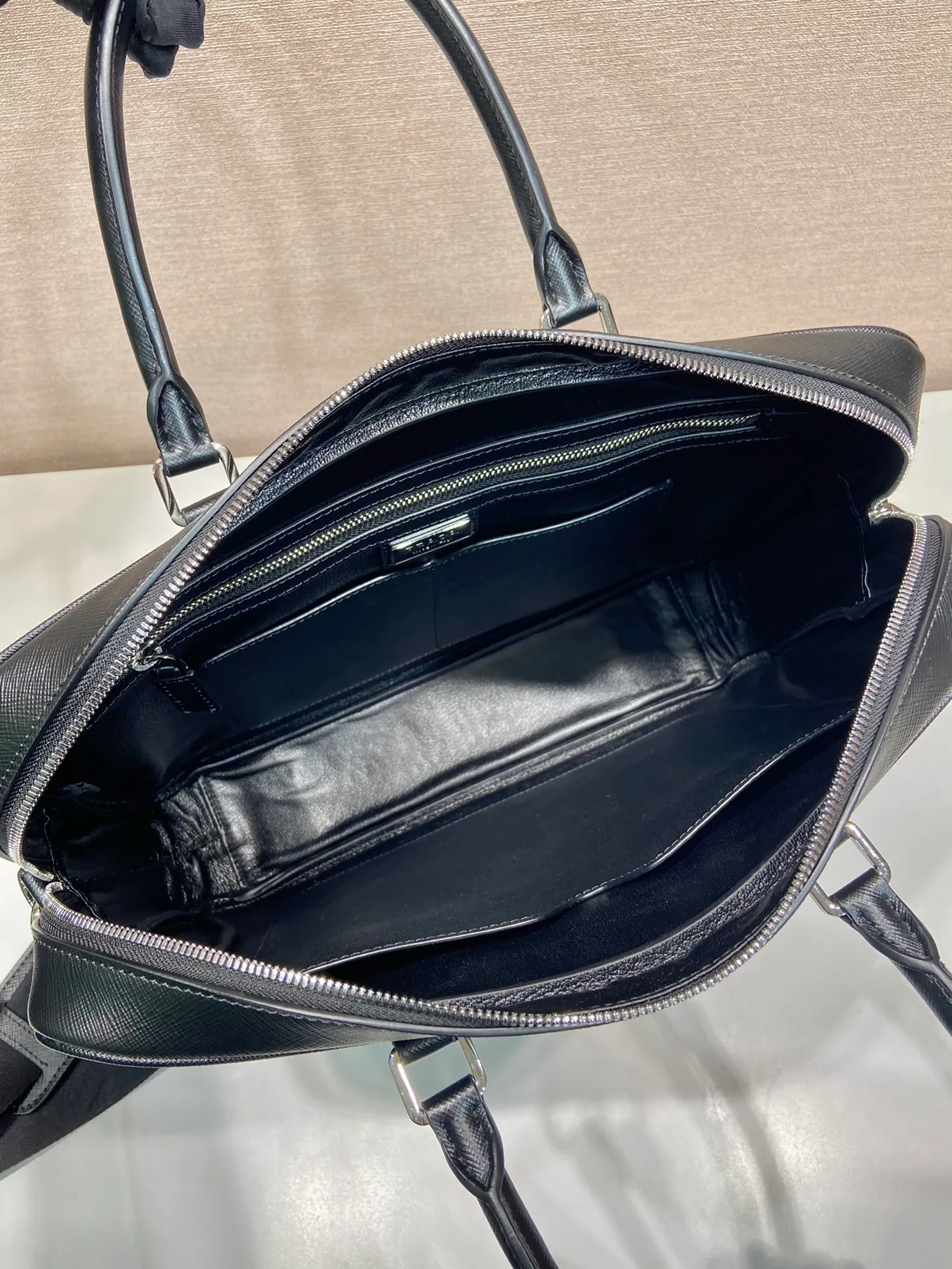 💰2160, classic model 0891 black🎉🎉🎉Top original goods, the latest comprehensive upgrade board, it has arrived. It has arrived [smile][smile][smile], made of imported cross-grain cowhide + original hardware + imported sheepskin, length 38X height 29cm [red envelope][red envelope][red envelope]