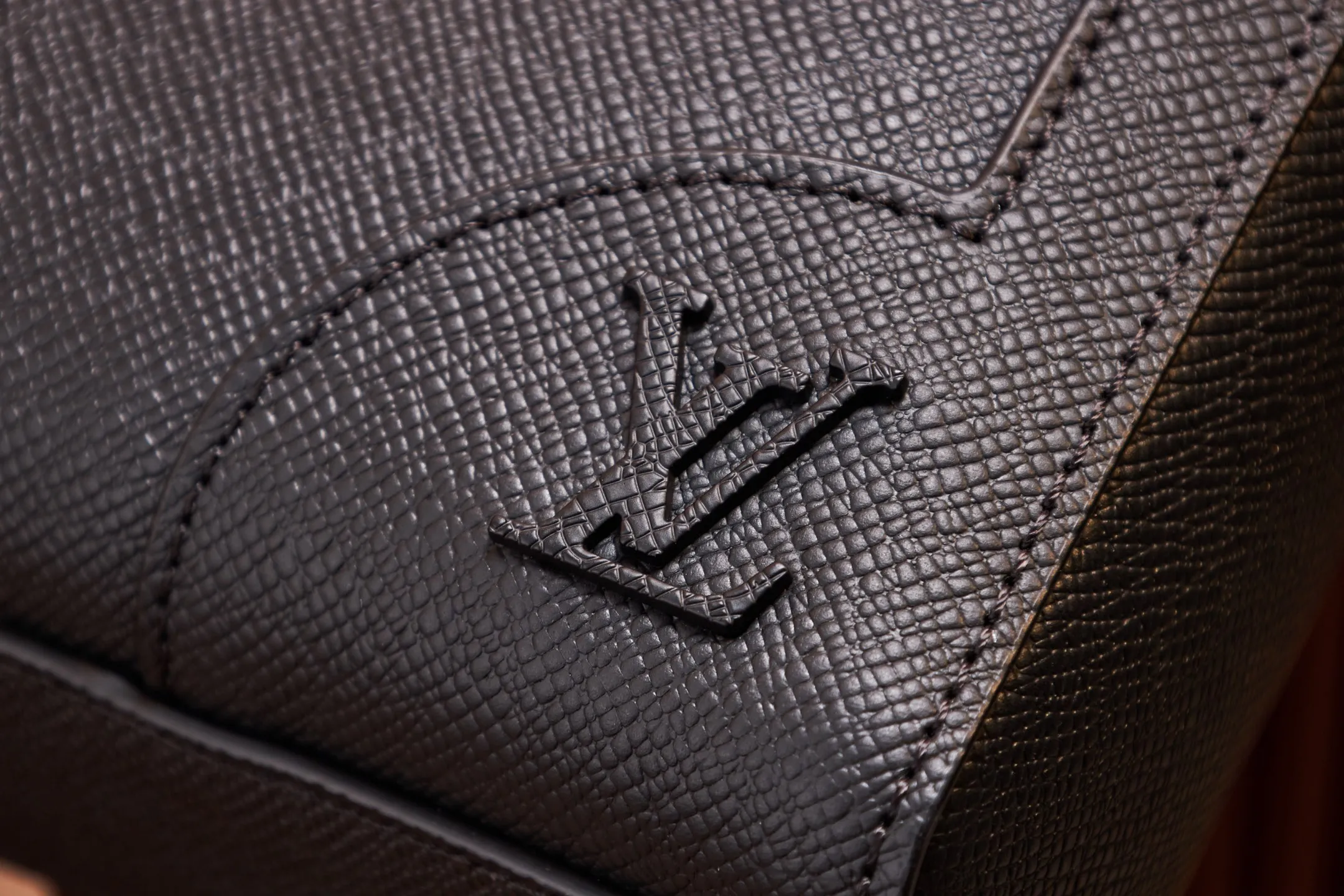 P¥1040, 👉nfc dynamic chip version👈[Top-level inspection-free all-steel hardware] Brand new Slim briefcase Model: M30810 ◾️Detailed craftsmanship is amazing every time◾️