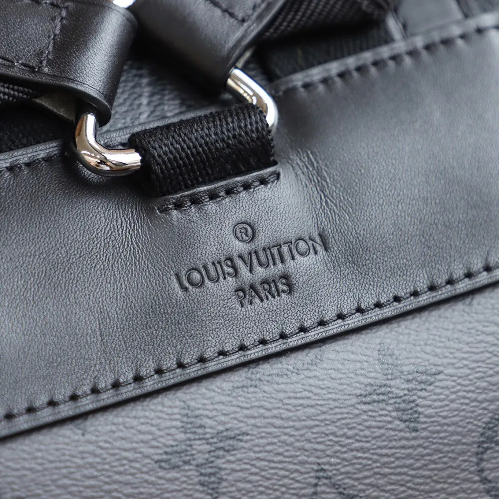 P¥960👉nfc dynamic chip version👈【Top inspection-free pure steel hardware】𝐂𝐇𝐑𝐈𝐒𝐓𝐎𝐏𝐇𝐄𝐑 Backpack n45419 French original leather🇫🇷Pure steel hardware Size: 38*44*12.5cm 🔍Perfect details 🔍The essence of solid construction!