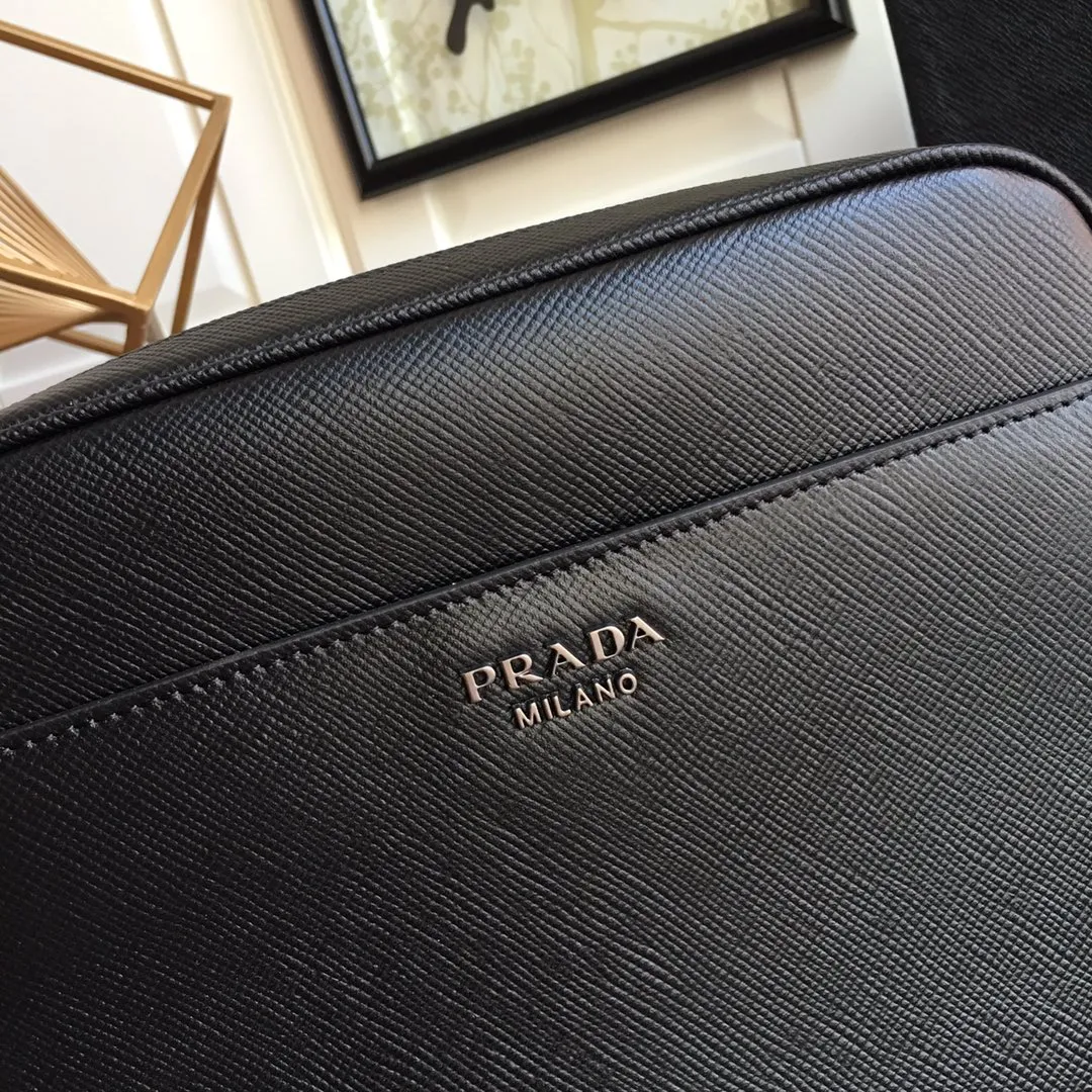 💰1660, P’s new model 014, black 👻👻 synchronized with counters, top quality, made of imported coarse cross-grain cowhide, 175 OEM code, size length 25cmx height 23cmx bottom 5.5cm