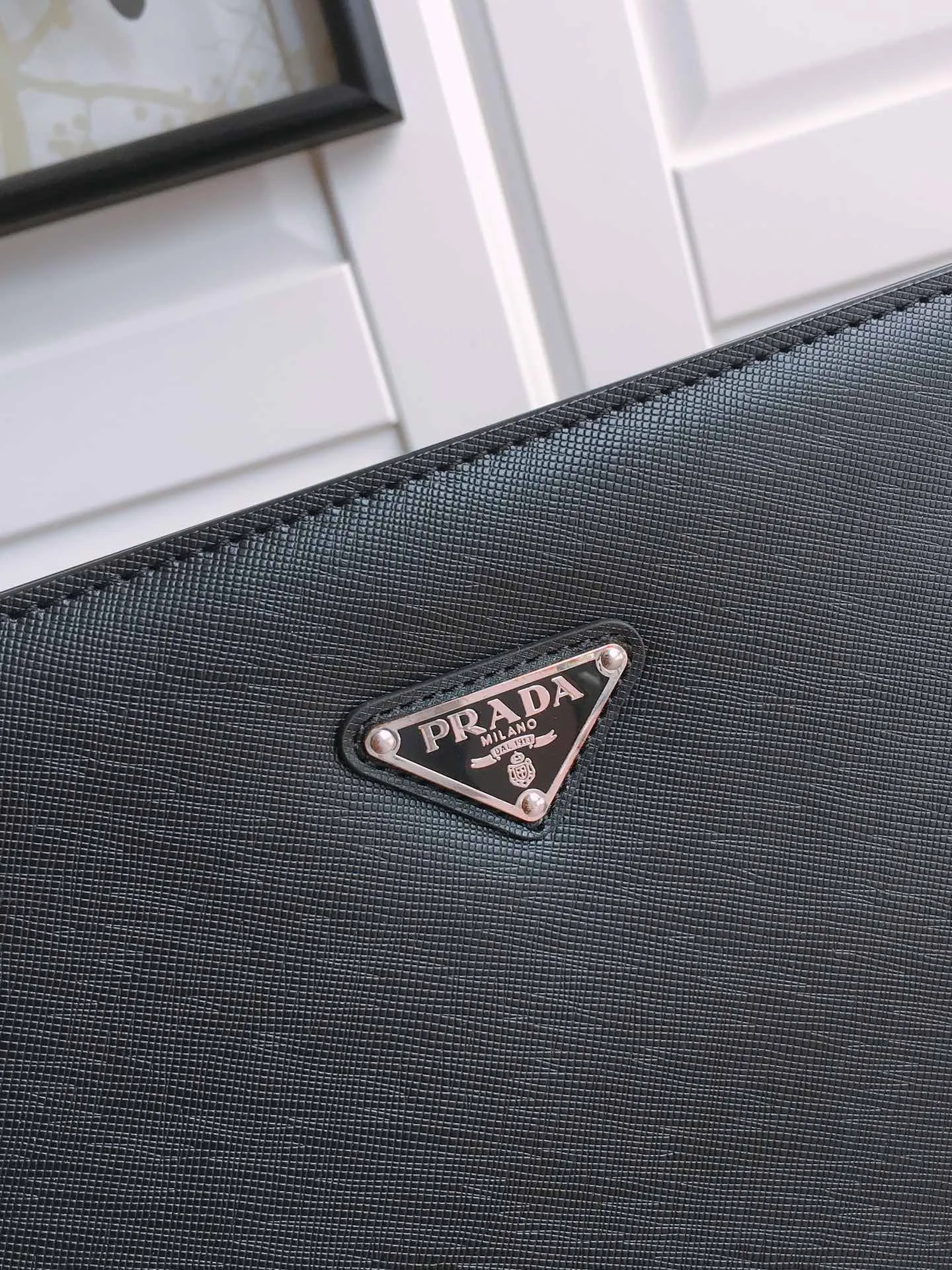 💰1120, P Jiajia's new handbag, 2VN003 black, exclusive first release 💪💪💪 7-character zipper shape 🎉🎉🎉, new handbag, imported cross pattern + top-grade hardware, 175 OEM code, length 33x height 24cm