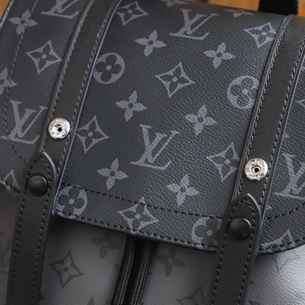 P¥960👉nfc163C01 dynamic chip version👈【Top inspection-free pure steel hardware】𝐂𝐇𝐑𝐈𝐒𝐓𝐎𝐏𝐇𝐄𝐑 Backpack n45419 French original leather🇫🇷Pure steel hardware Size: 38*44*12.5cm 🔍Perfect details 🔍The essence of solid construction!