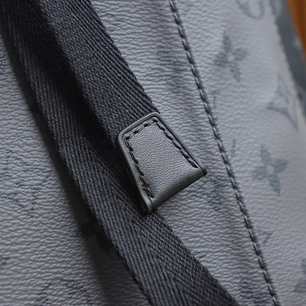 P¥960👉nfc163C01 dynamic chip version👈【Top inspection-free pure steel hardware】𝐂𝐇𝐑𝐈𝐒𝐓𝐎𝐏𝐇𝐄𝐑 Backpack n45419 French original leather🇫🇷Pure steel hardware Size: 38*44*12.5cm 🔍Perfect details 🔍The essence of solid construction!
