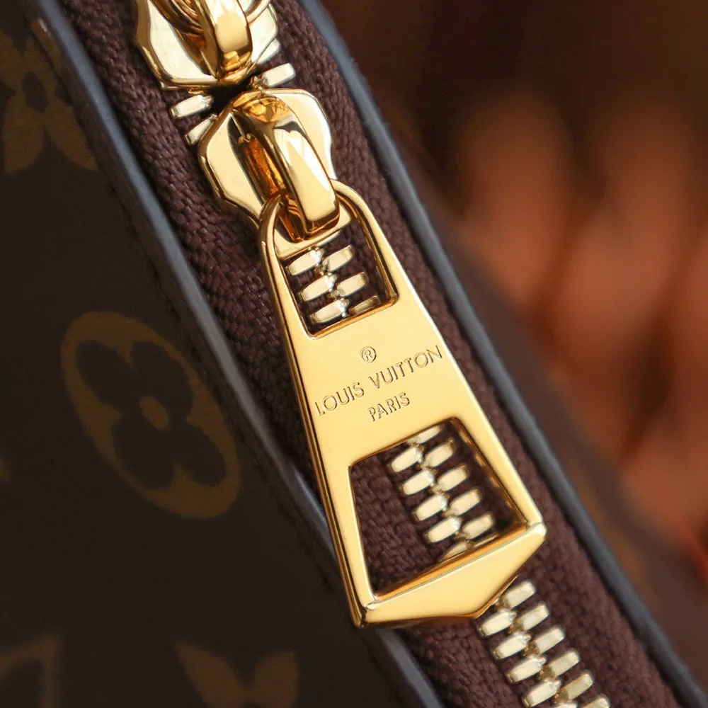 P¥1260👉nfc163C01 dynamic chip👈 [100% MB special grade, all-steel hardware, imported fabrics] 𝐁𝐎𝐔𝐋𝐎𝐆𝐍𝐄King of hot hits #m45831# Details shown