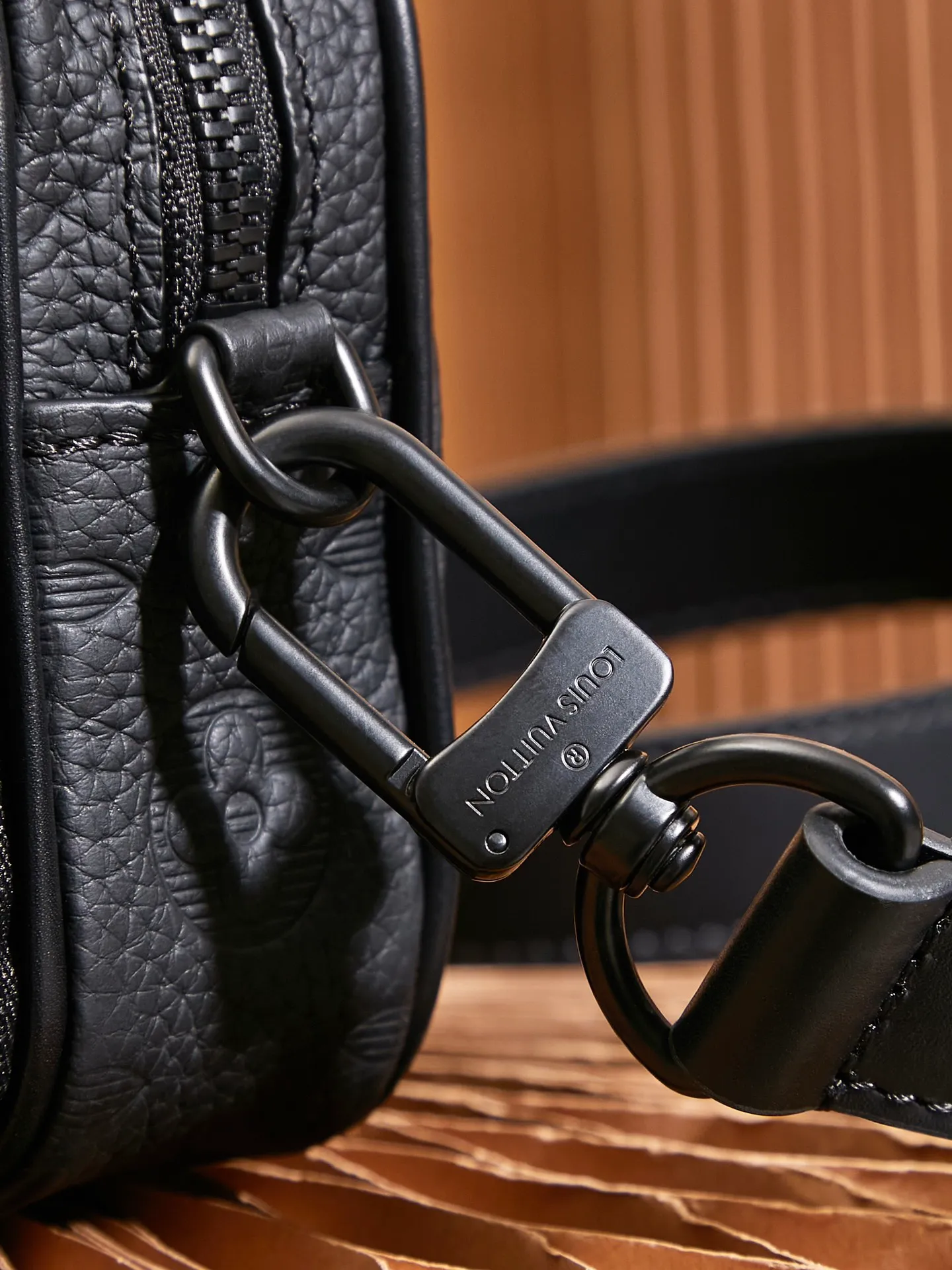 P¥760👉nfc163C01 dynamic chip version👈This Neo Alpha cross-body bag M82544 top quality inspection-free🇫🇷All steel hardware Size: 11*18.5*6.5cm [Essential details, every detail is impeccable]