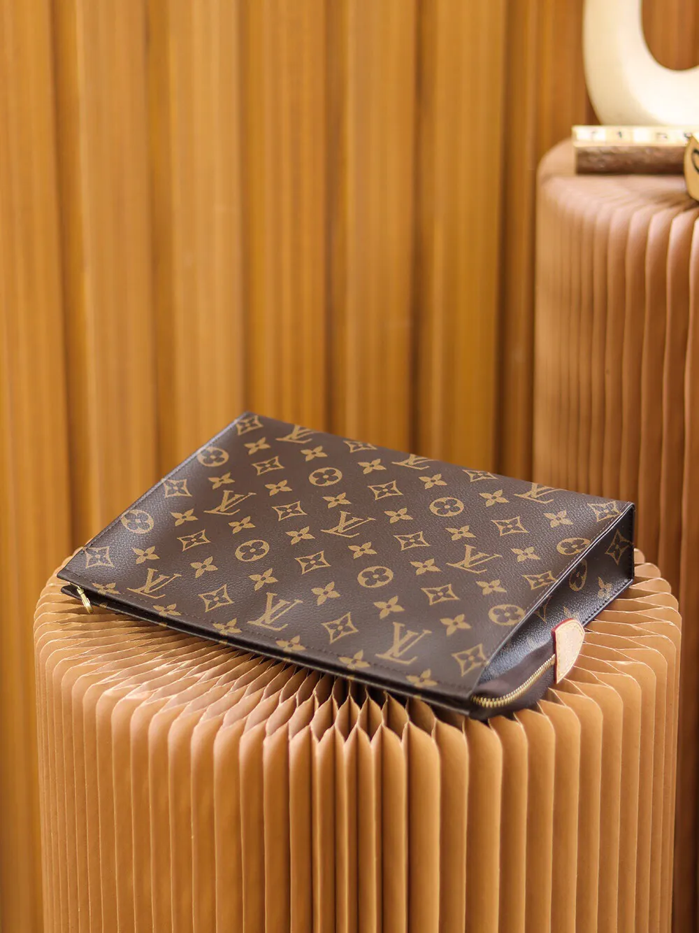 P¥320👉nfc dynamic chip version👈 [Top inspection-free original bronze hardware] M47542 presbyopia classic handbag original quality ~ LV is famous for its craftsmen’s exquisite skills. The rare design and special leather combine technological innovation and classic style, highlighting the existence of the Louis Vuitton world. The interior of the wallet is uniquely designed with various pockets and credit card slots. Size: 26X20X5