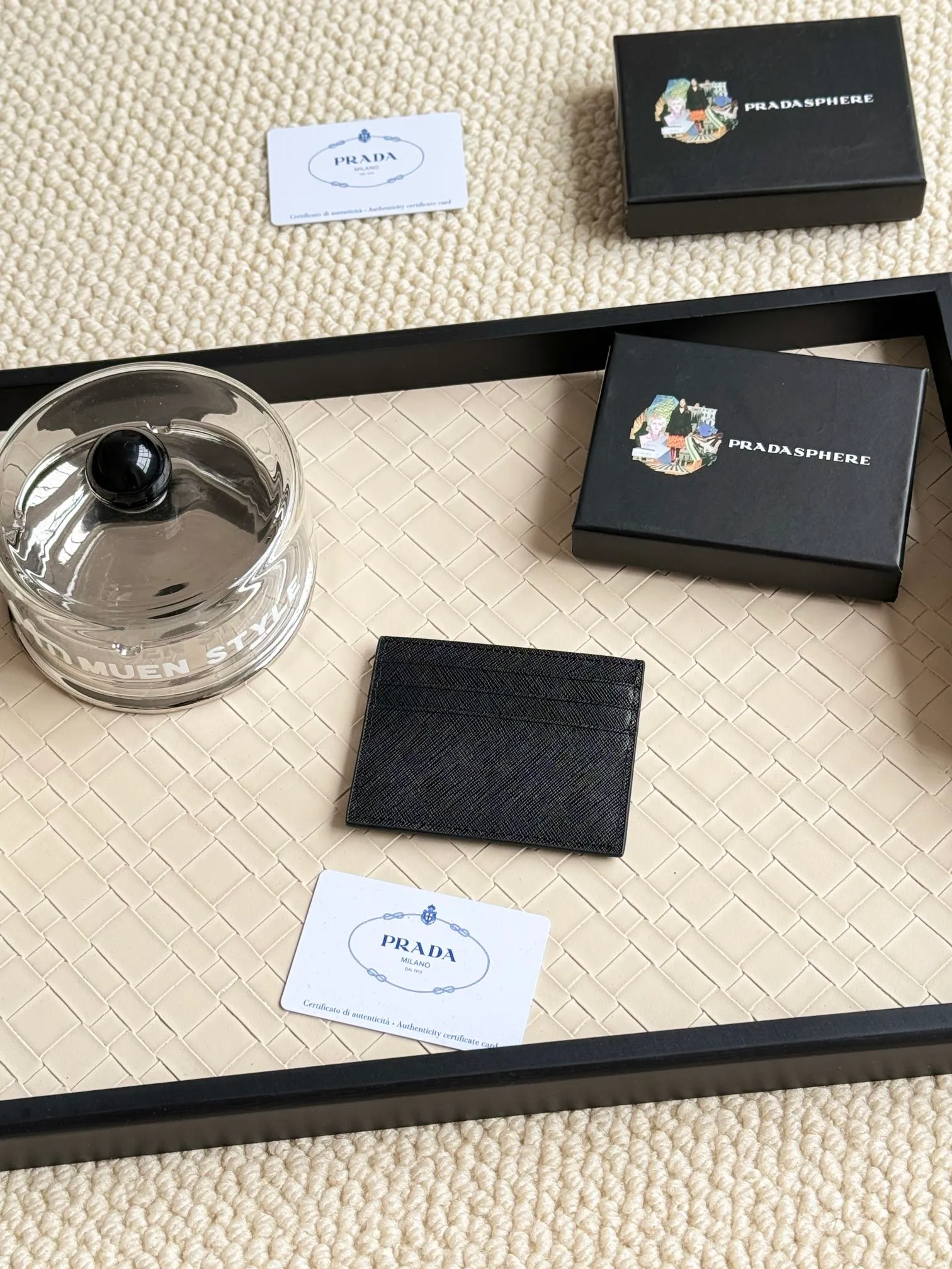 💰100prada popular card holder, unisex small card holder, black, model 1MC025, oblique triangle, made of cross-grain cowhide, 6 card slots ➕ one middle compartment, can hold multiple cards and zeros 💰, size 11.2×8.5cm, real shot, what you see is what you get