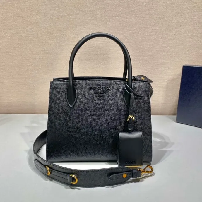 💰2000, exclusive first release model🎉🎉🎉new color🎉new color🎉1BA156, original item👜👜made of imported thick cross cowhide + imported calfskin, 175 OEM code, painted with the same color lettering, unique among classics🎁fashionable and elegant, length 26x height 20x bottom 15cm