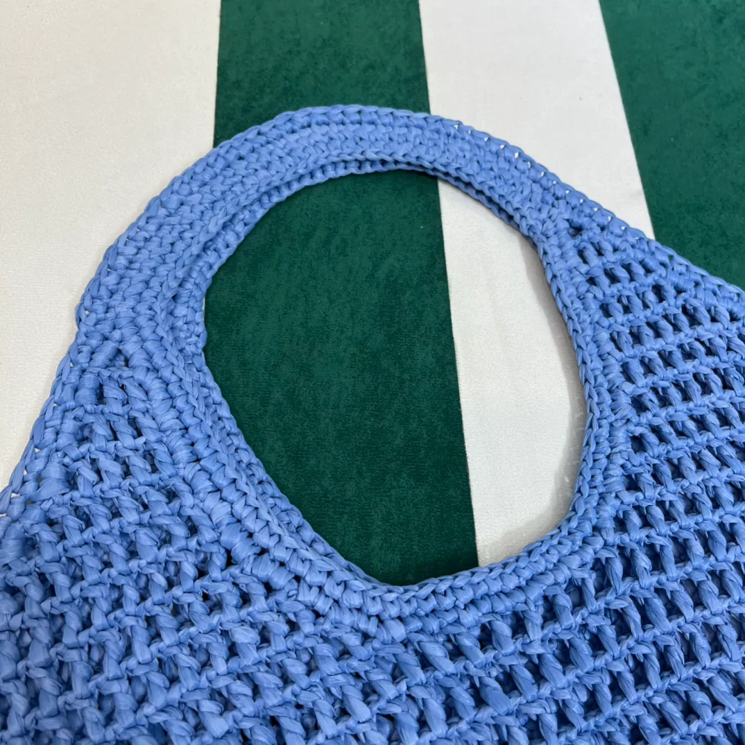 💰1360{Blue｝🦋 Prad* new hollow straw tote! Full of artistic atmosphere ~ The raffia weave is very solid and has a great texture. ♡ It can be paired with personal clothes every day. The natural style design makes it seem like it can breathe💭 If you like the baby, quickly add it to the harem. Carry an exclusive style that will not go out of style for several years🌱1BG424 Size: Height 45x Width 51cm