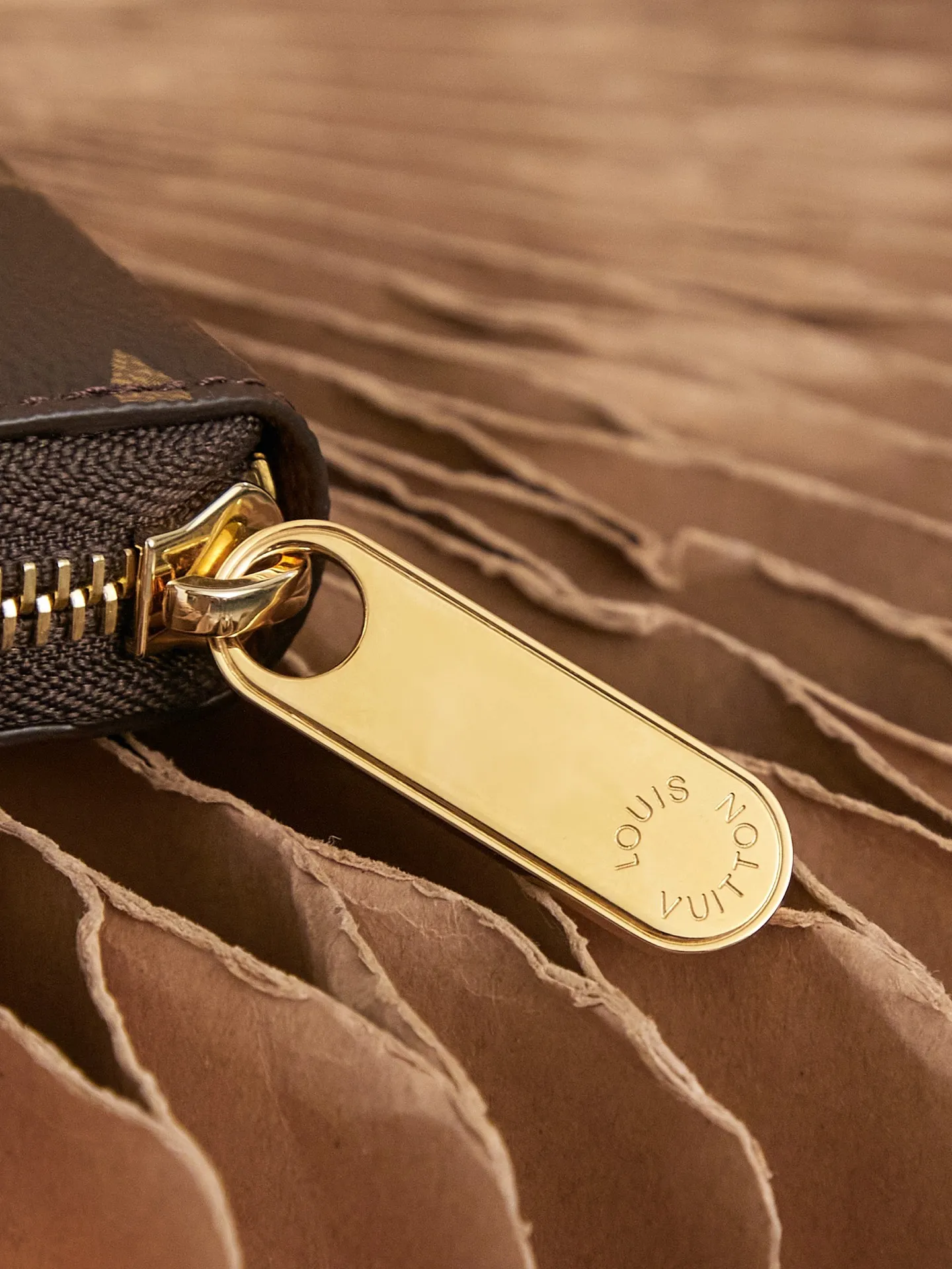 P¥300👉nfc163C01 dynamic chip version👈 [Top-level inspection-free] M42616 presbyopic zipper wallet 60017 Work details: For reference