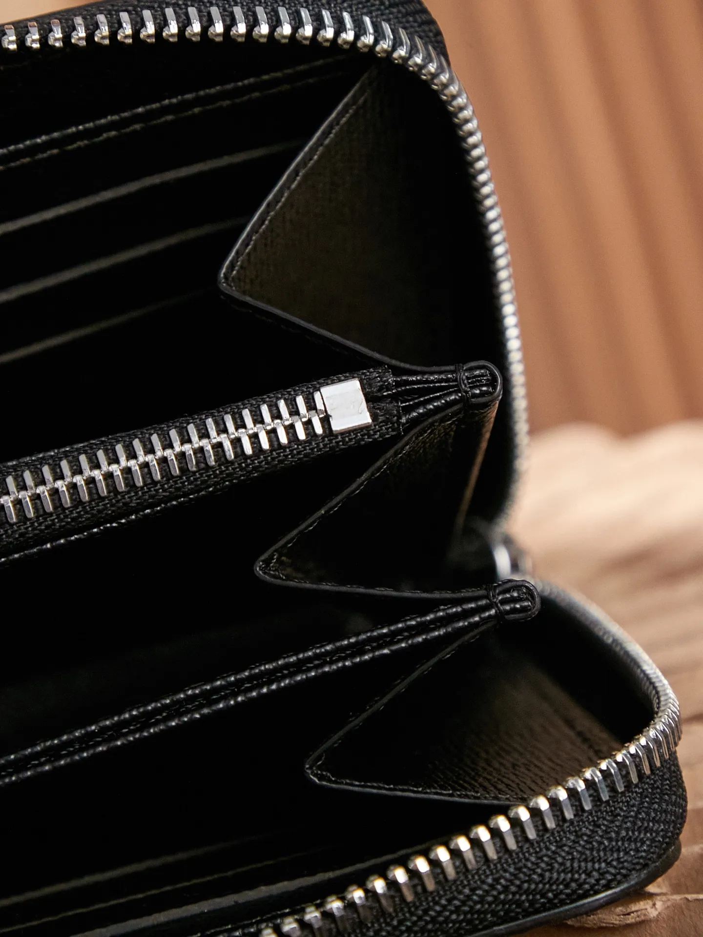 P¥300👉nfc163C01 dynamic chip version👈 [Top inspection-free] N41661 black grid zipper wallet 60017 Work details: For reference