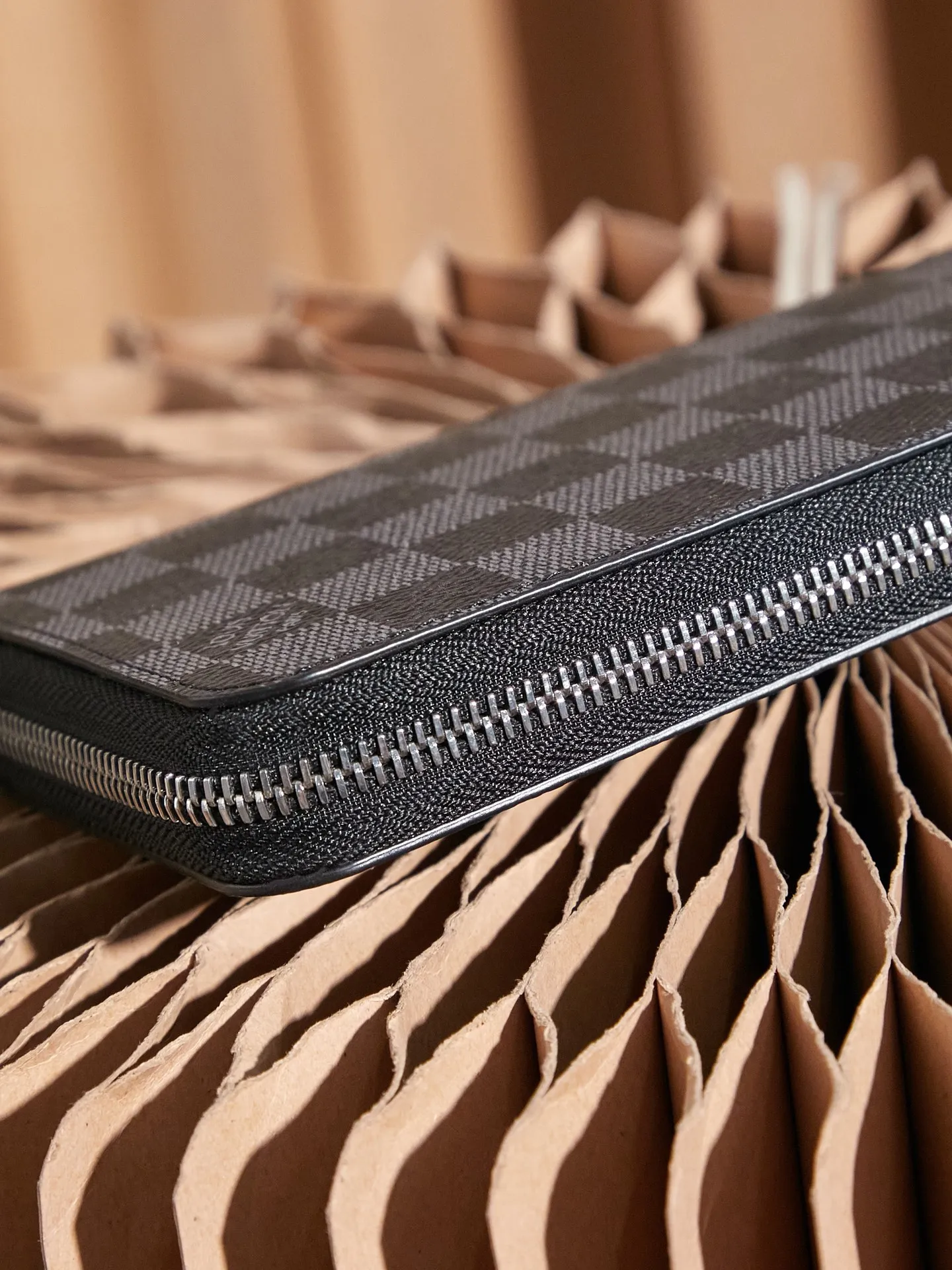 P¥300👉nfc163C01 dynamic chip version👈 [Top inspection-free] N41661 black grid zipper wallet 60017 Work details: For reference