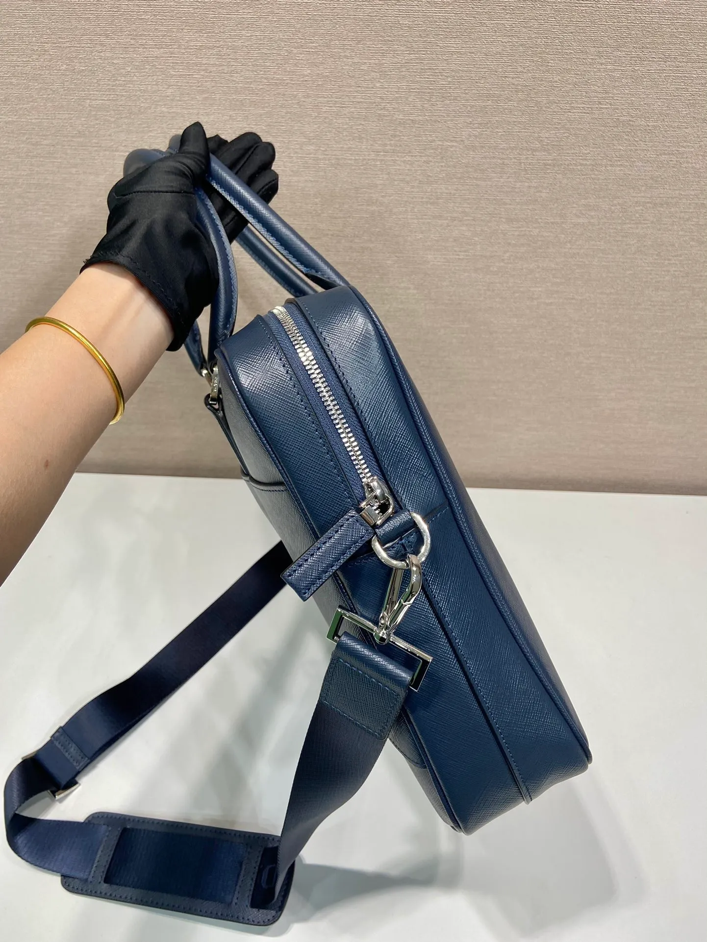 💰2160, classic model 0891 blue🎉🎉🎉Top original goods, the latest comprehensive upgrade board, it has arrived. It has arrived [smile][smile][smile], made of imported cross-grain cowhide + original hardware + imported sheepskin, length 38X height 29cm [red envelope] [red envelope] [red envelope]